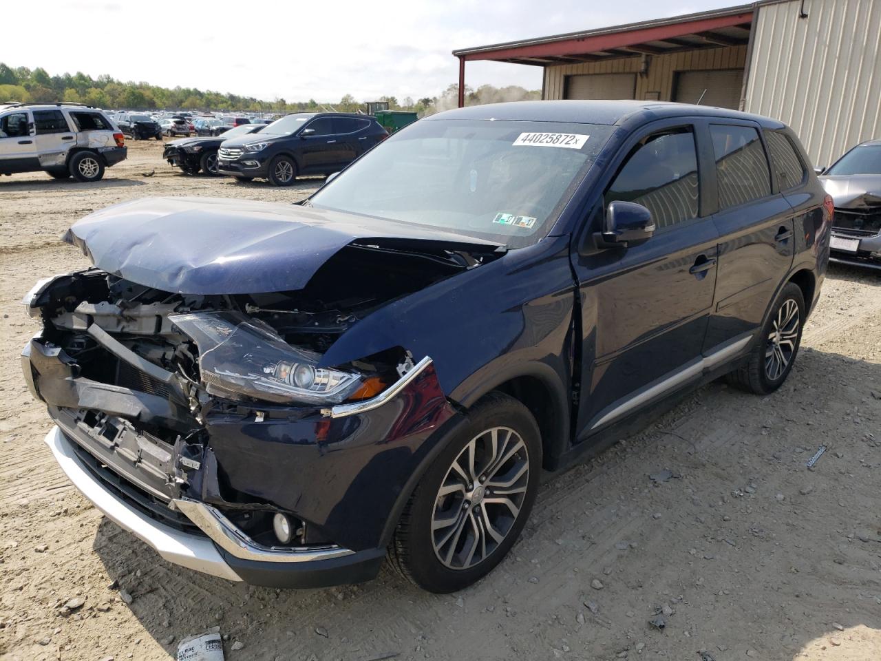 Photo 2 from auction – 2016 MITSUBISHI OUTLANDER with VIN JA4AD3A3XGZ014006