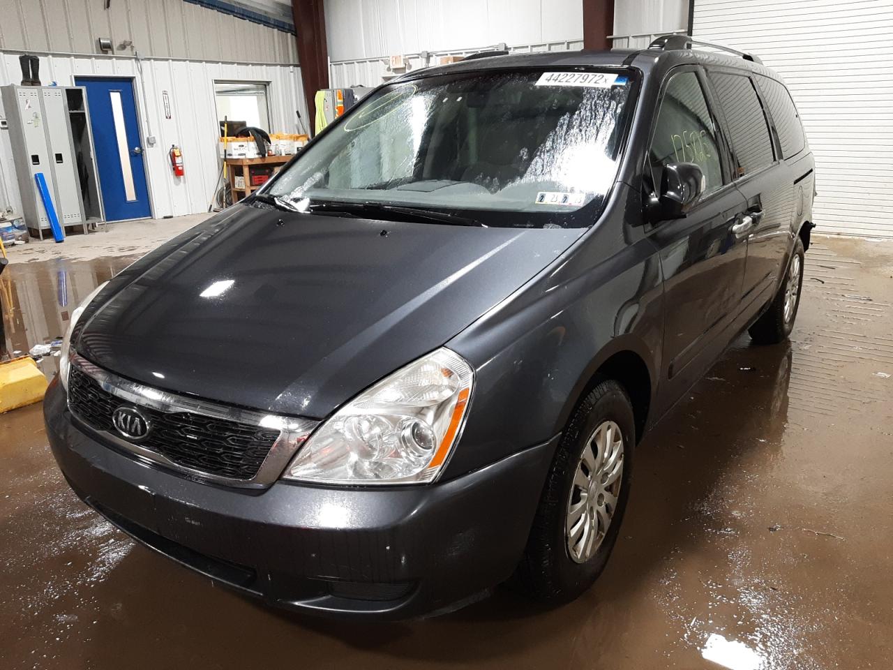 Photo 2 from auction – 2012 KIA SEDONA LX with VIN KNDMG4C75C6474797