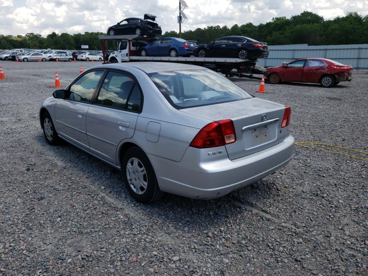 Photo 3 from auction – 2002 HONDA CIVIC LX with VIN 2HGES16532H610113