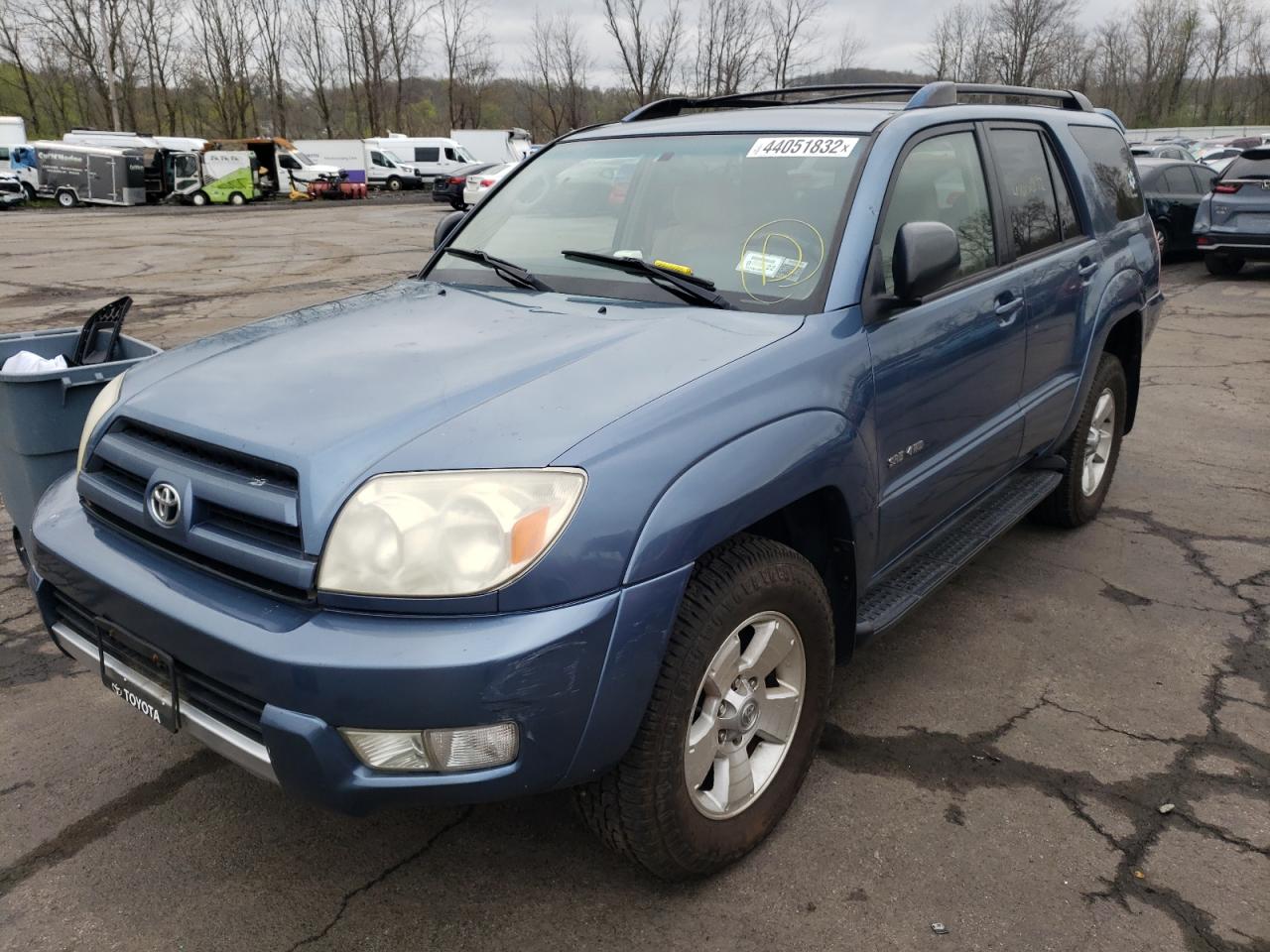 Photo 2 from auction – 2003 TOYOTA 4RUNNER SR with VIN JTEBU14R238008713
