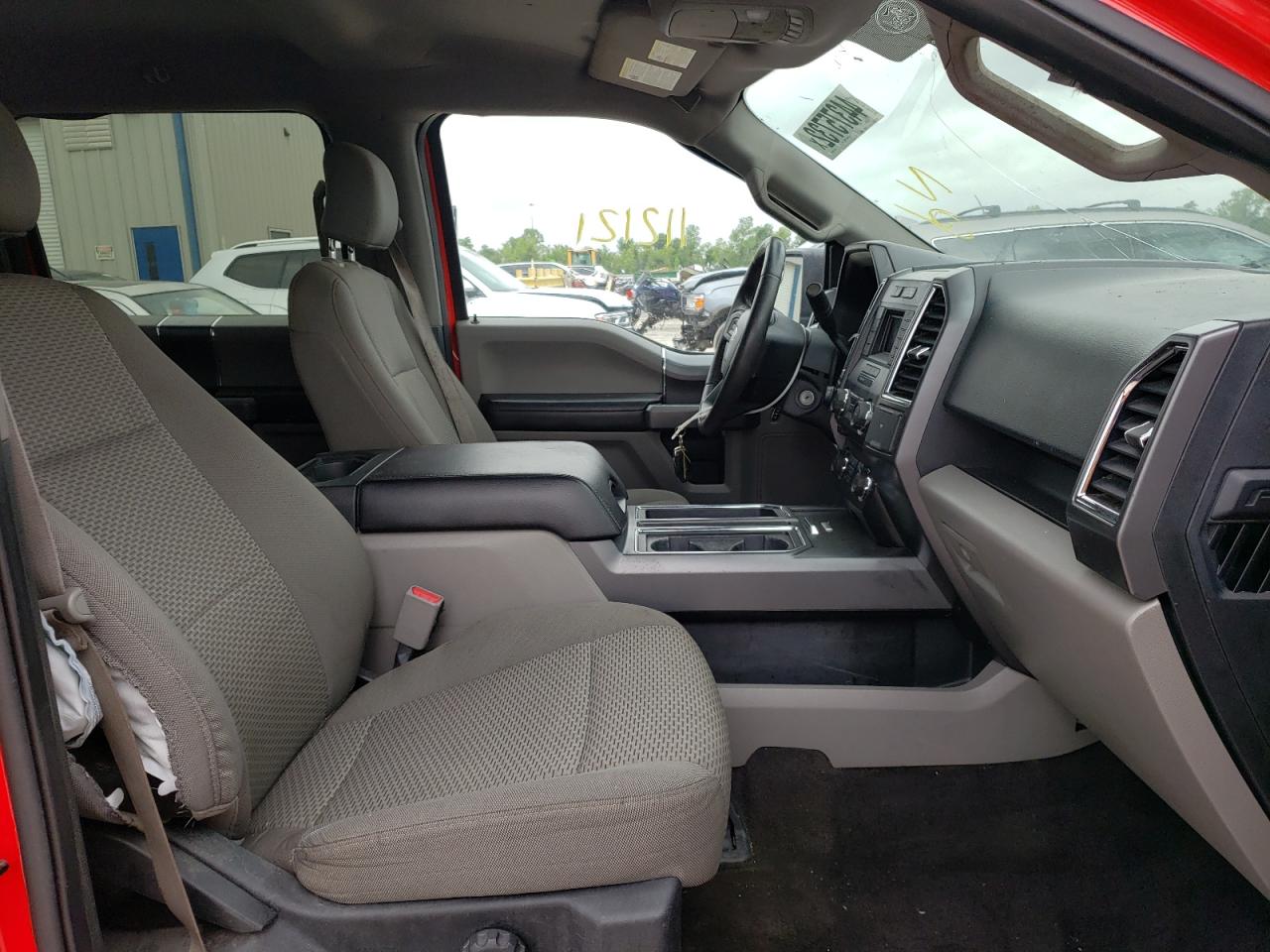 Photo 5 from auction – 2016 FORD F150 SUPER with VIN 1FTEW1EF7GKF66601