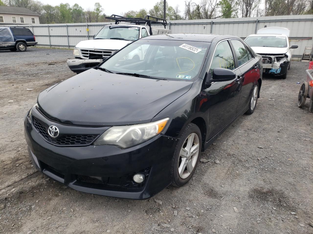 Photo 2 from auction – 2012 TOYOTA CAMRY with VIN 4T1BF1FKXCU505574