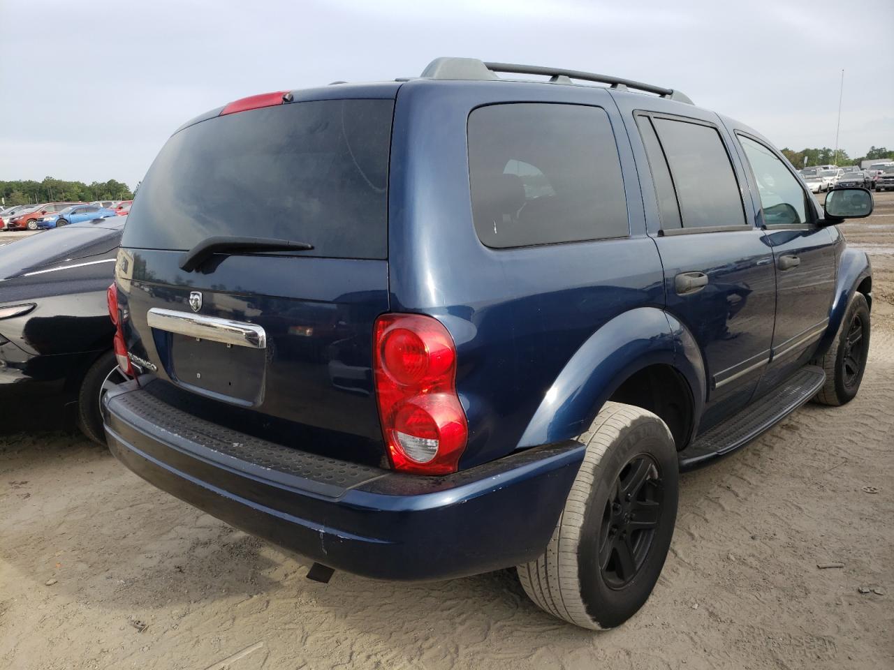 Photo 4 from auction – 2005 DODGE DURANGO LI with VIN 1D4HB58N35F591605