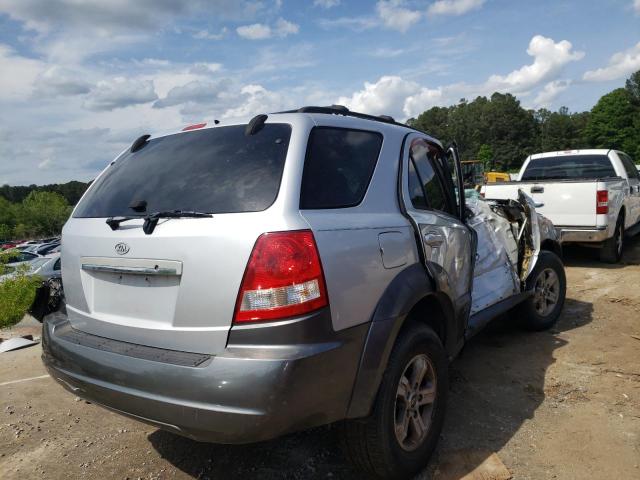 Photo 4 from auction – 2005 KIA SORENTO EX with VIN KNDJD733555435761
