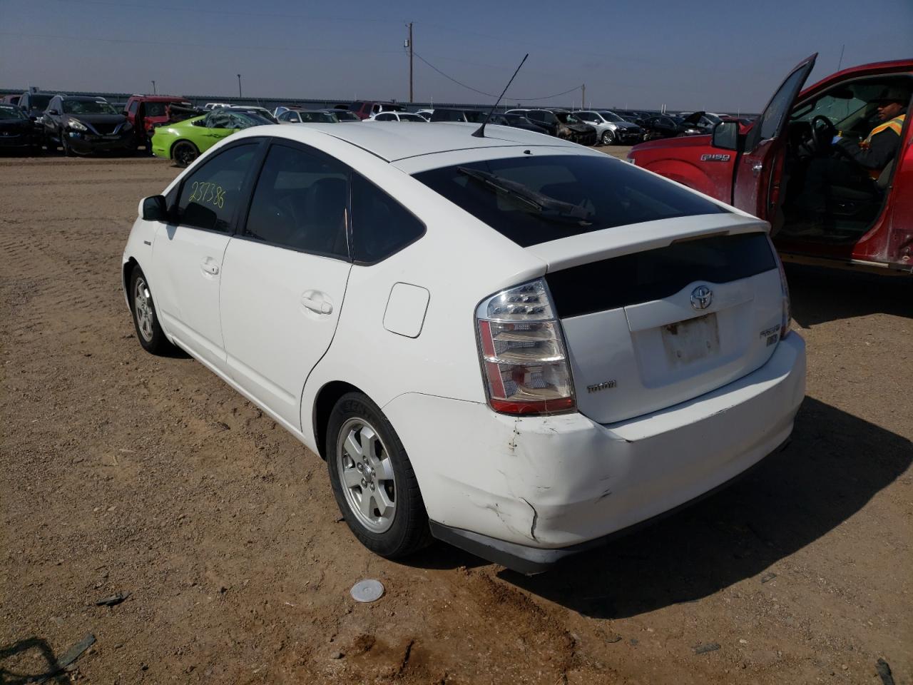 Photo 3 from auction – 2007 TOYOTA PRIUS with VIN JTDKB20U677655718