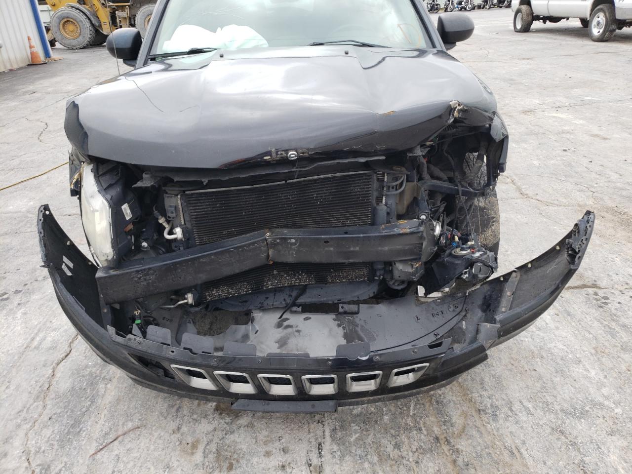 Photo 9 from auction – 2013 JEEP COMPASS LA with VIN 1C4NJCEB9DD166398