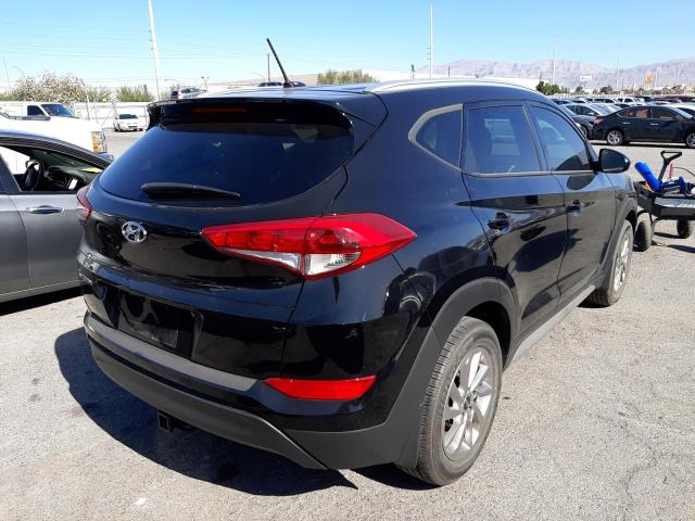 Photo 4 from auction – 2017 HYUNDAI TUCSON LIM with VIN KM8J33A49HU466671