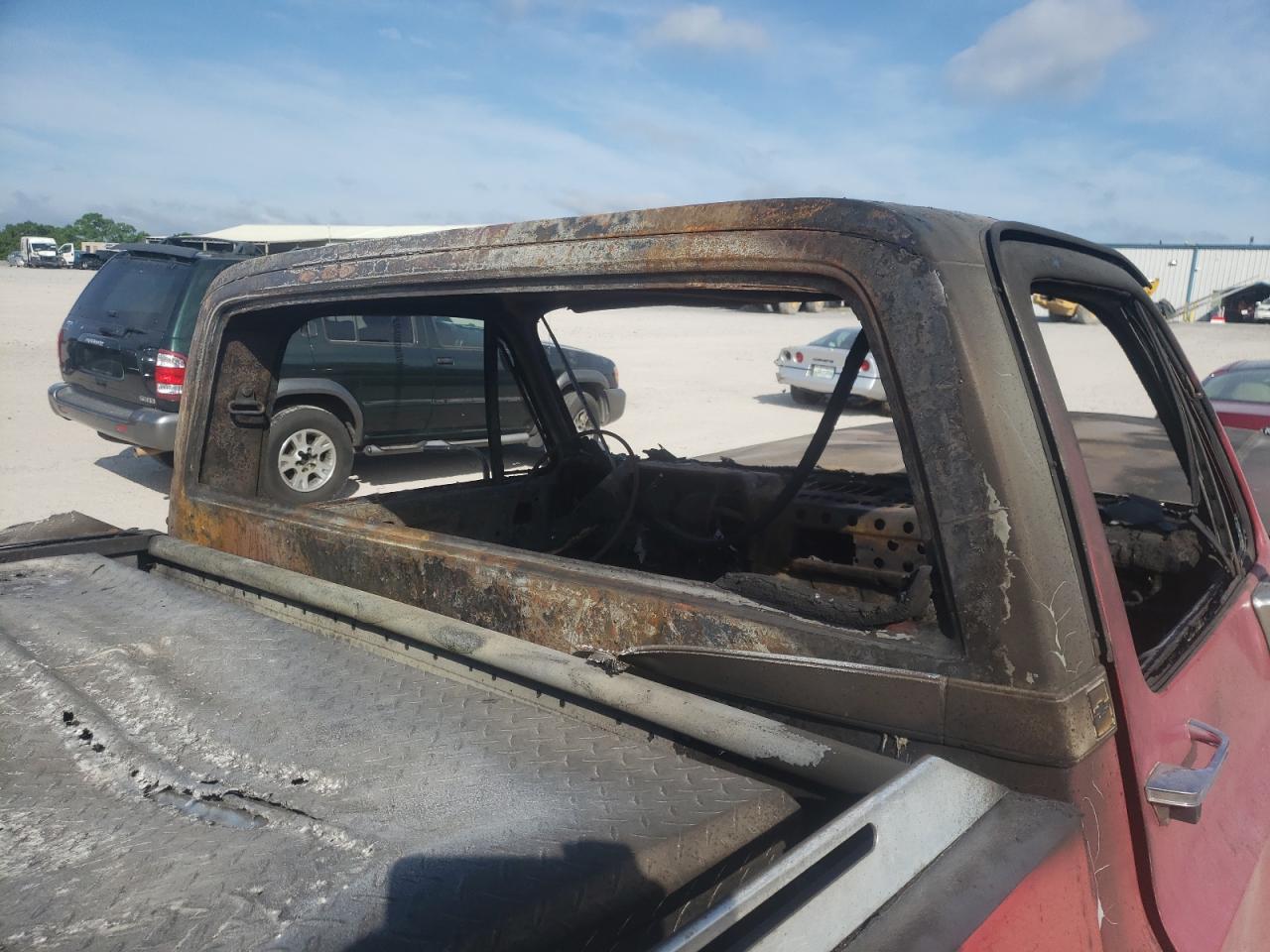 Photo 6 from auction – 1985 CHEVROLET C10 with VIN 2GCDC14H5F1165506