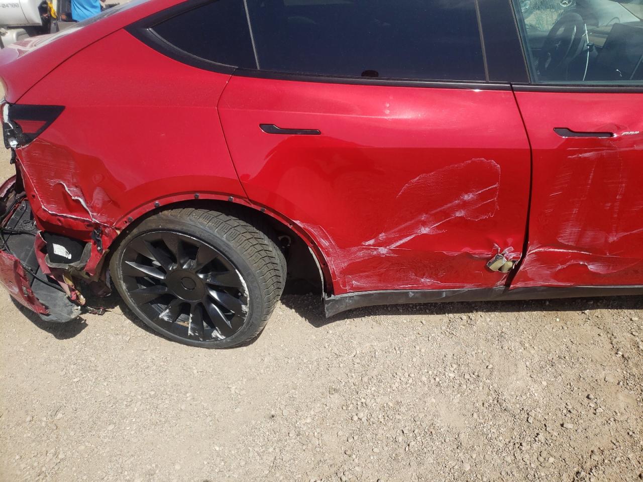 Photo 9 from auction – 2021 TESLA MODEL Y with VIN 5YJYGDEE3MF262709