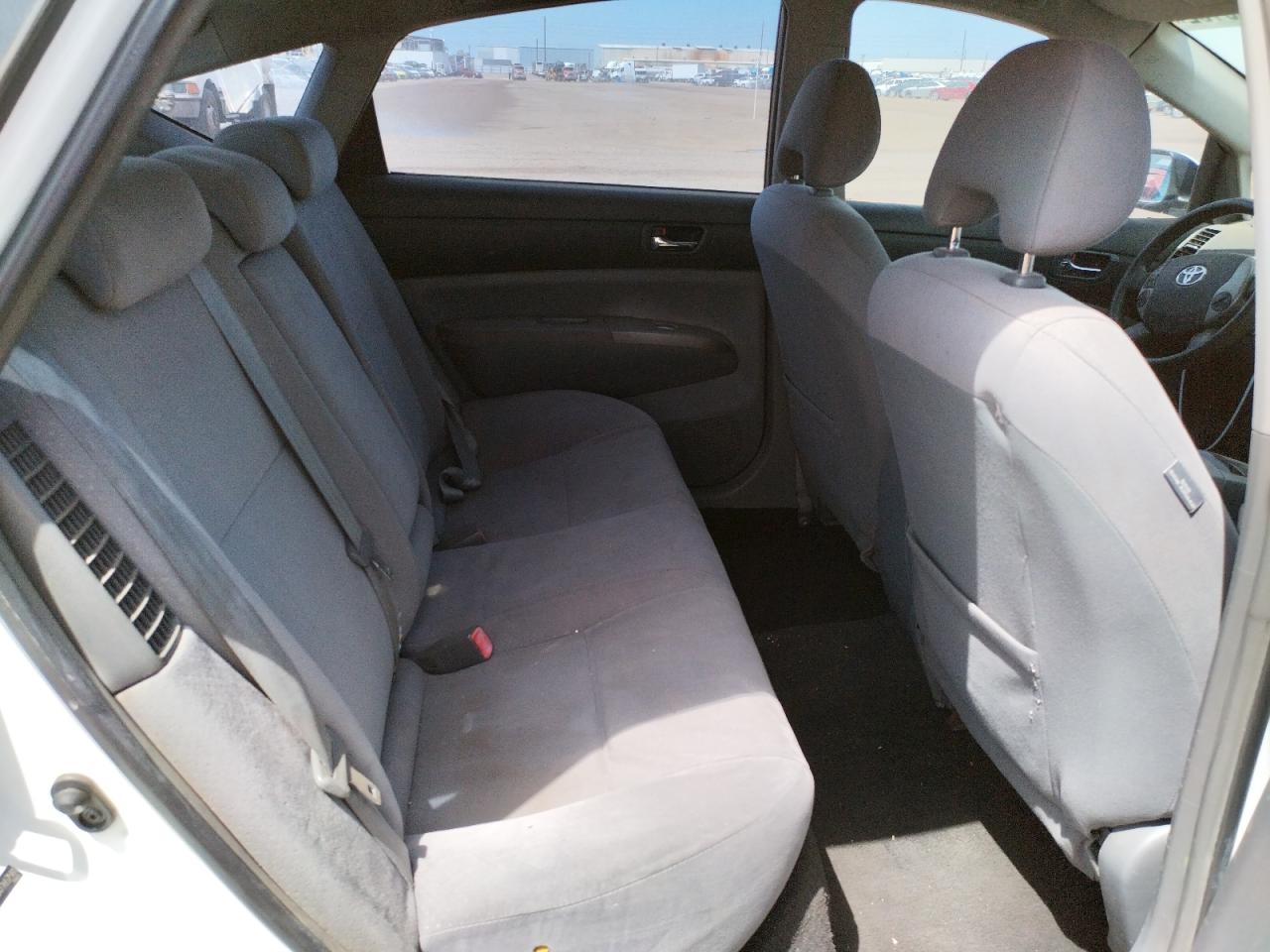 Photo 6 from auction – 2007 TOYOTA PRIUS with VIN JTDKB20U477657581