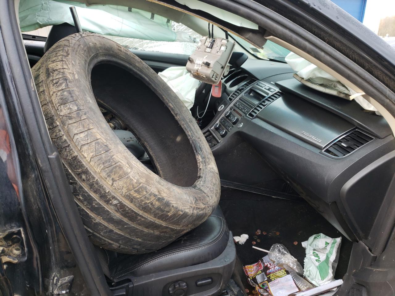 Photo 5 from auction – 2011 FORD TAURUS SEL with VIN 1FAHP2EW6BG171441