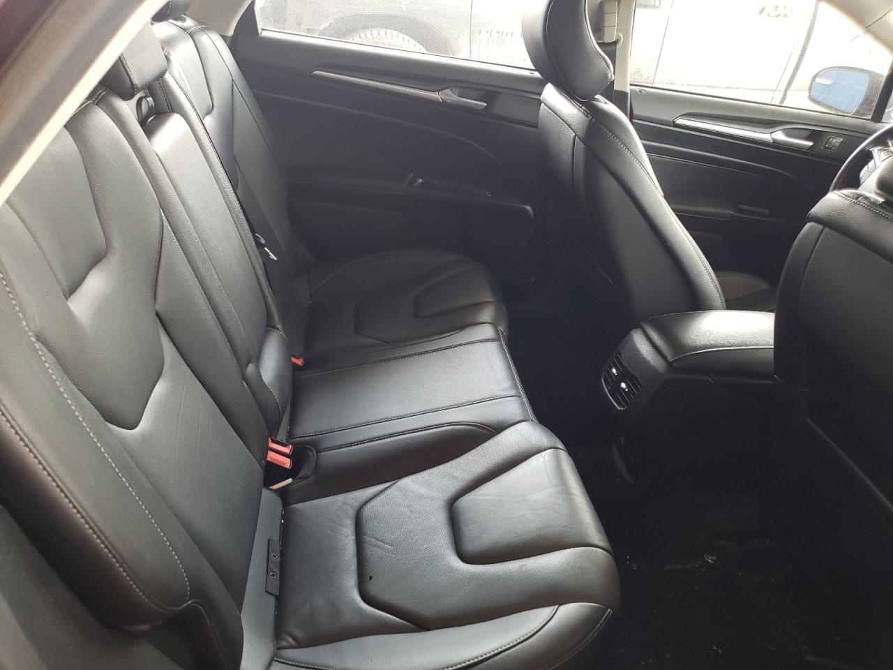 Photo 6 from auction – 2017 FORD FUSION TIT with VIN 3FA6P0RU7HR383903