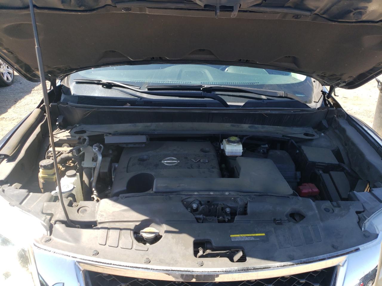 Photo 7 from auction – 2014 NISSAN PATHFINDER with VIN 5N1AR2MM4EC720485
