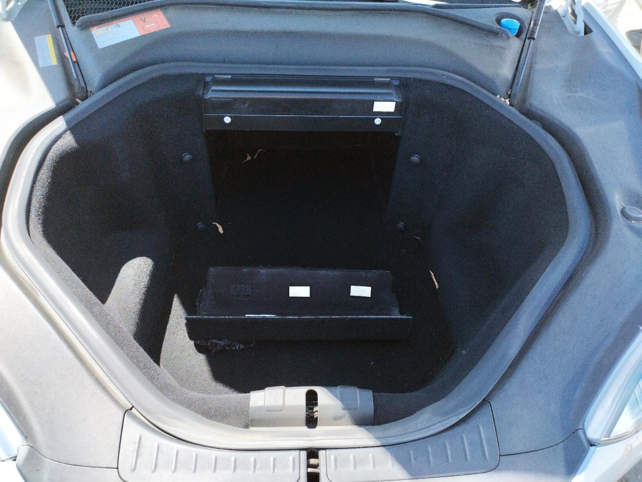 Photo 7 from auction – 2015 TESLA MODEL S with VIN 5YJSA1E19FF106194