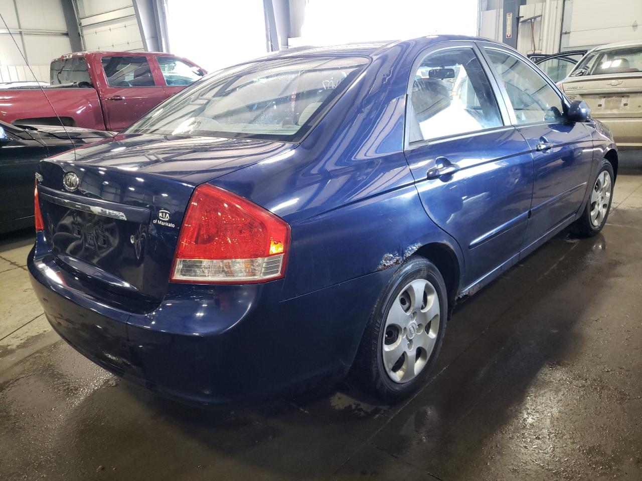 Photo 4 from auction – 2007 KIA SPECTRA EX with VIN KNAFE121375441042