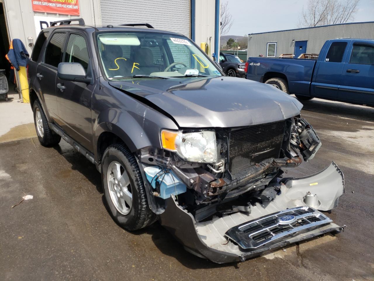 Photo 1 from auction – 2010 FORD ESCAPE XLT with VIN 1FMCU9DG0AKC07017