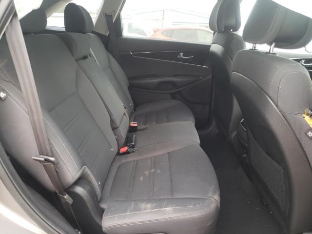 Photo 6 from auction – 2016 KIA SORENTO LX with VIN 5XYPG4A59GG009702