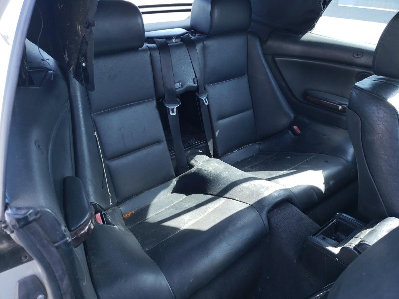 Photo 6 from auction – 2001 BMW 330 CI with VIN WBABS53431JU83622