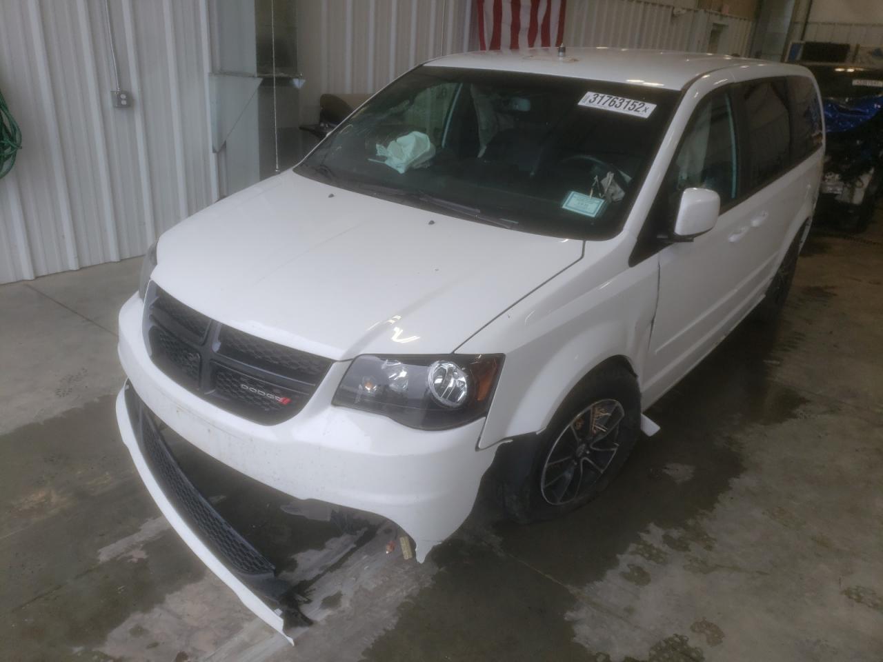 Foto 2 de la subasta – 2017 DODGE GRAND CARA con VIN 2C4RDGCG4HR639903