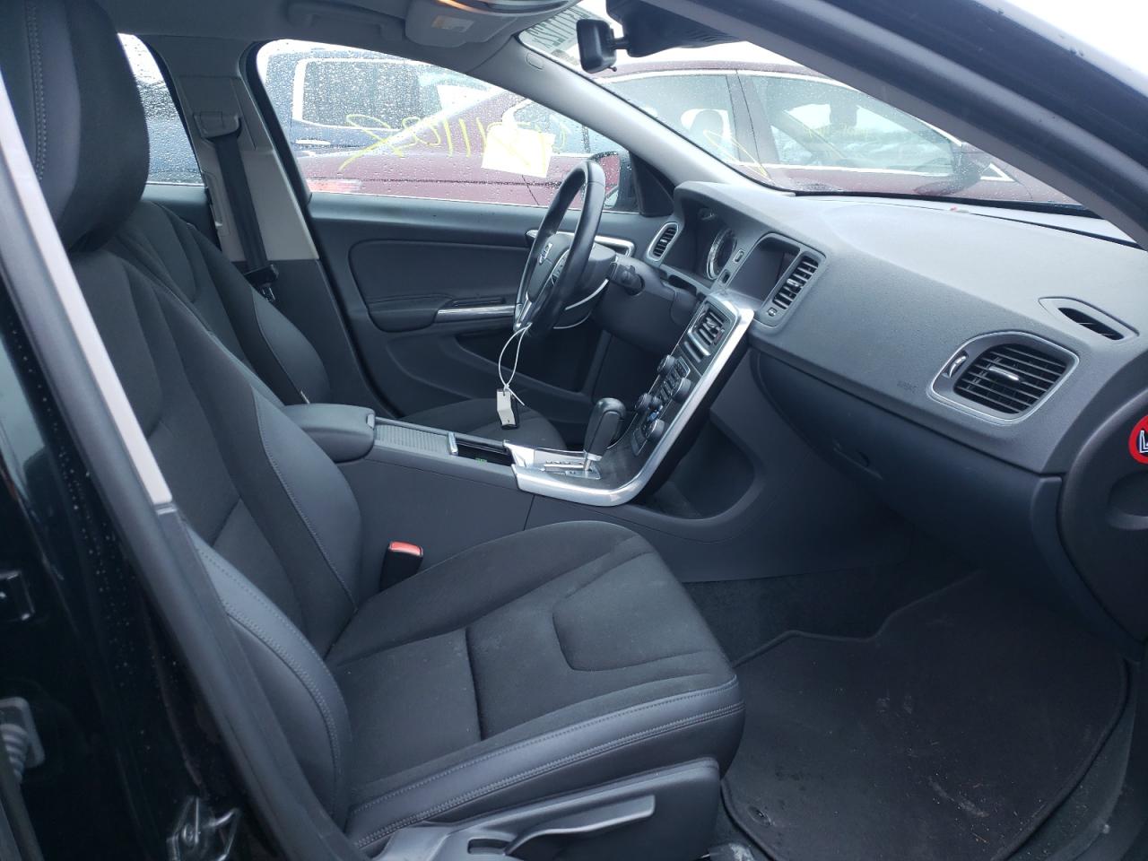 Photo 5 from auction – 2012 VOLVO S60 T5 with VIN YV1622FS7C2138243