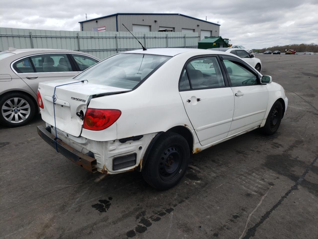 Photo 4 from auction – 2004 TOYOTA COROLLA CE with VIN 2T1BR38E84C204525