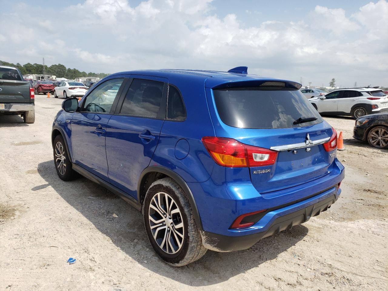 Photo 3 from auction – 2019 MITSUBISHI OUTLANDER with VIN JA4AP3AU5KU006384