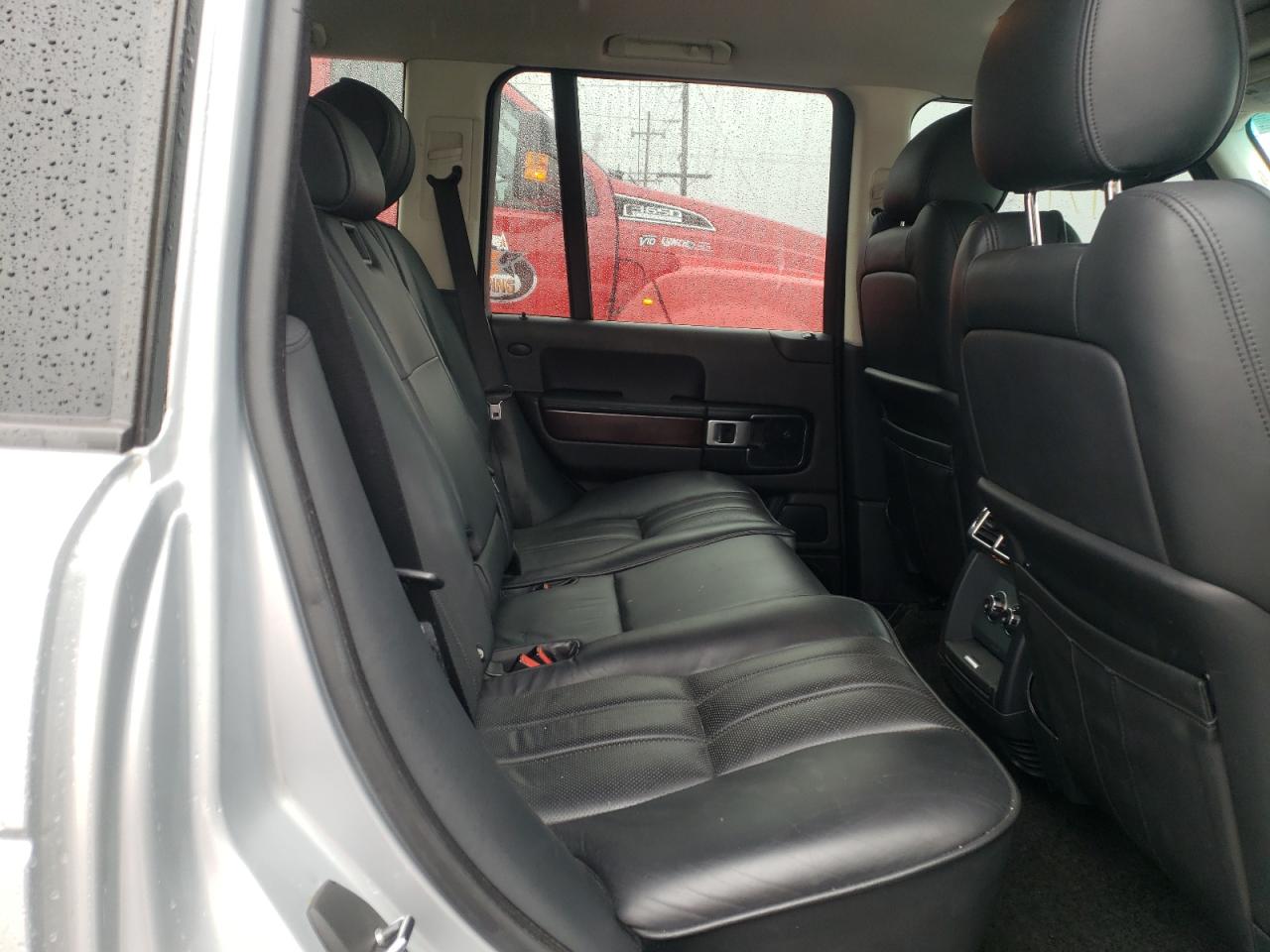 Photo 6 from auction – 2008 LAND ROVER RANGE ROVE with VIN SALMF15488A275955