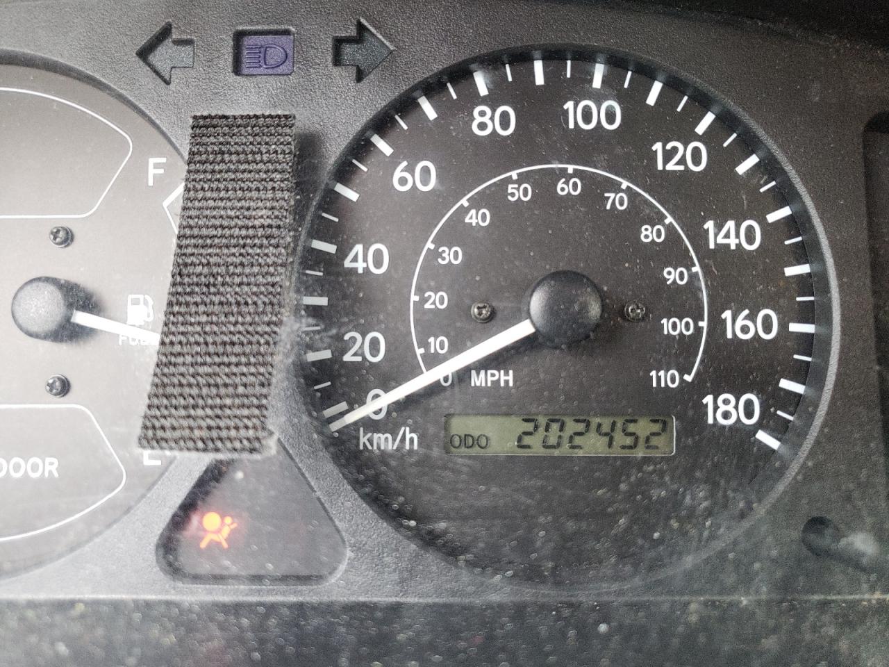 Photo 8 from auction – 1999 TOYOTA COROLLA VE with VIN 2T1BR12E1XC749323