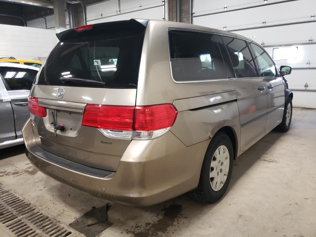 Photo 4 from auction – 2008 HONDA ODYSSEY LX with VIN 5FNRL38268B061615