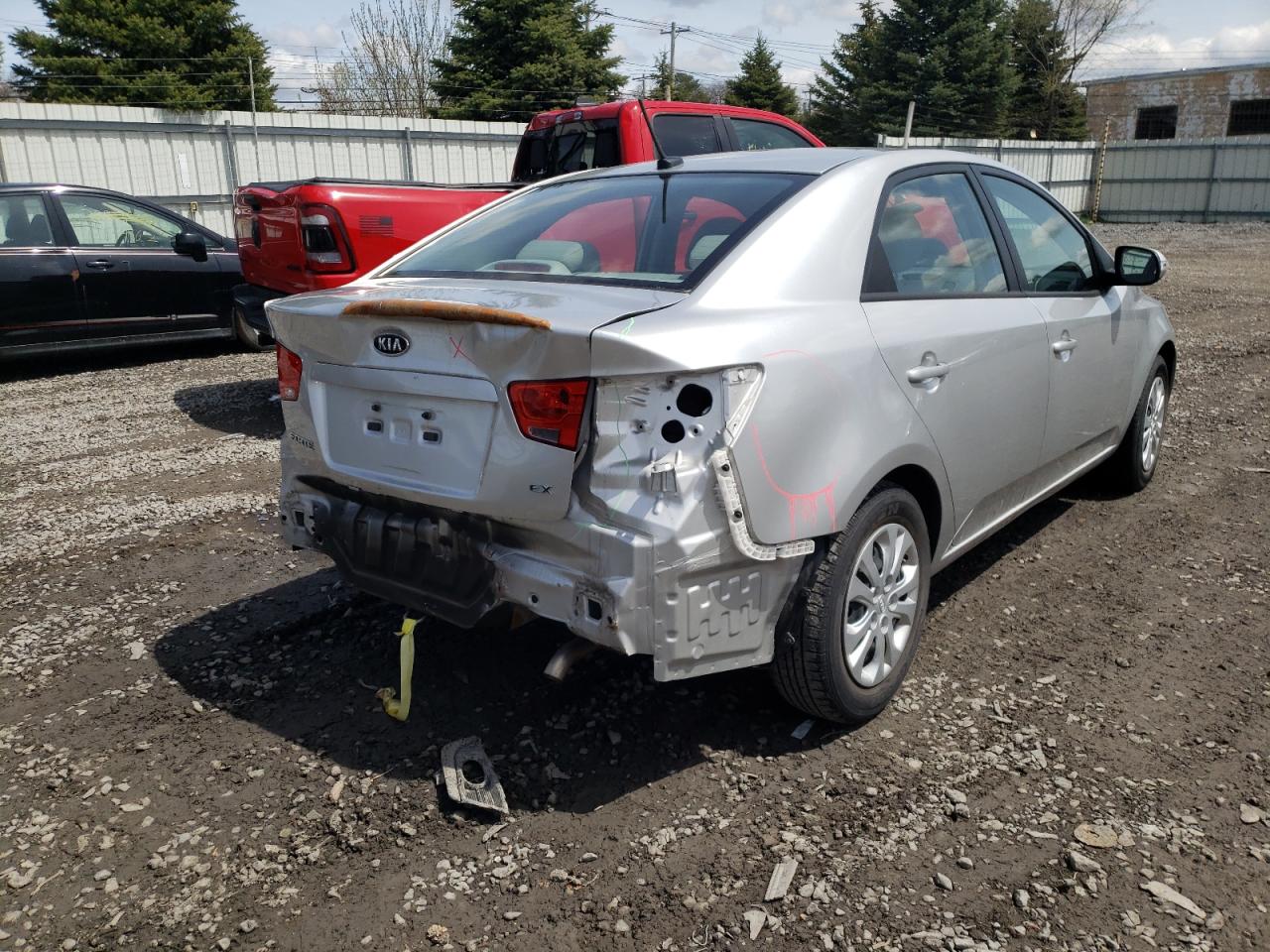 Photo 9 from auction – 2010 KIA FORTE EX with VIN KNAFU4A21A5199180
