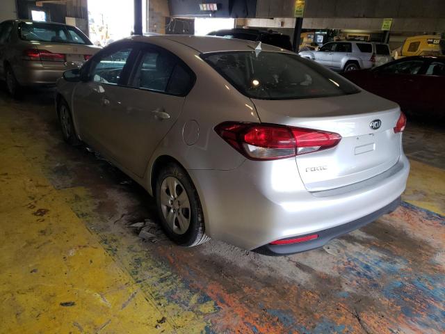 Photo 3 from auction – 2017 KIA FORTE LX with VIN 3KPFL4A75HE094979
