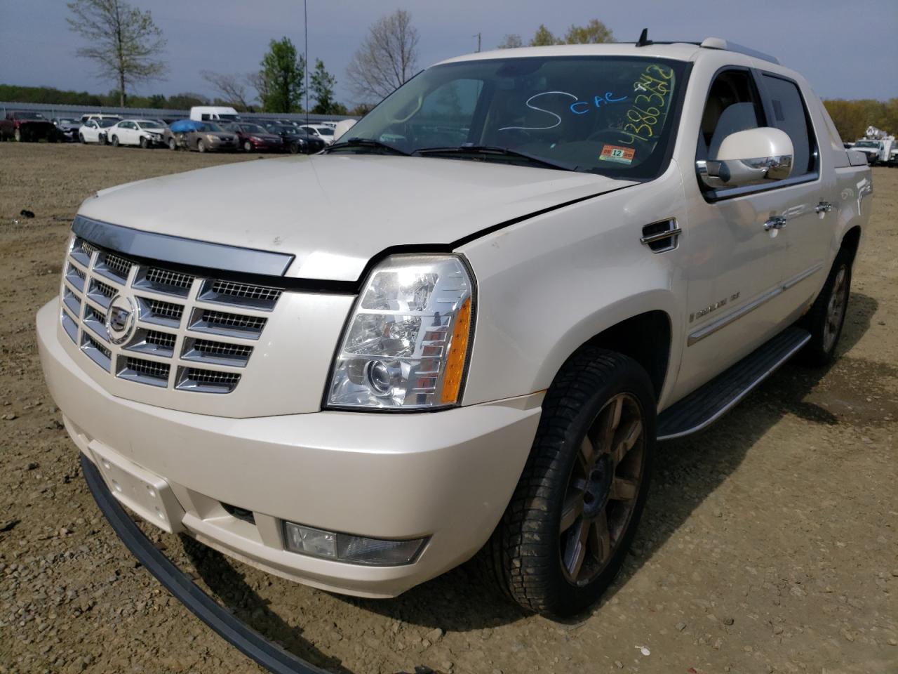Photo 2 from auction – 2007 CADILLAC ESCALADE E with VIN 3GYFK628X7G301269