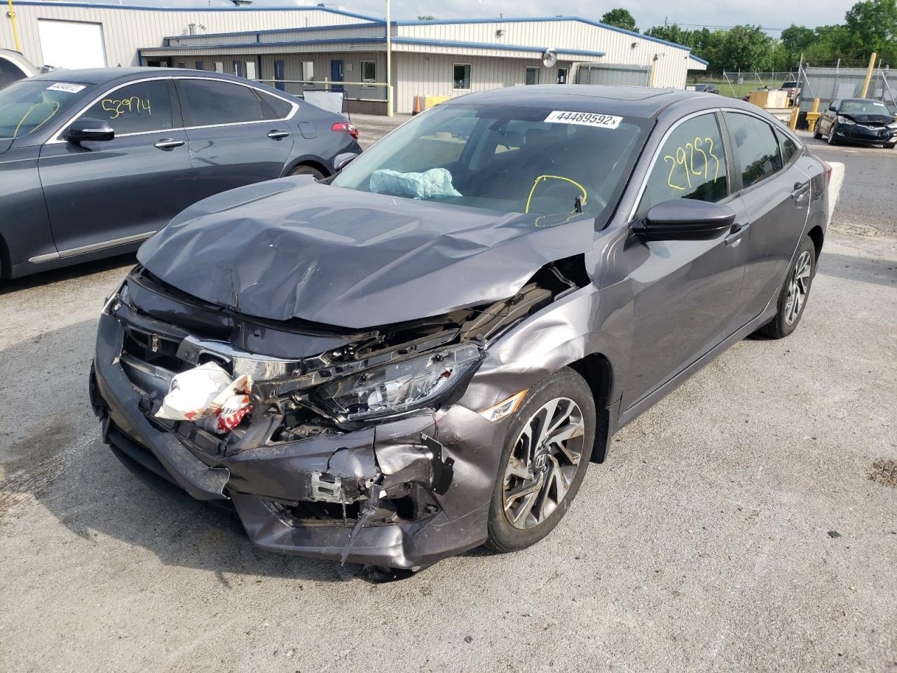 Foto 15 de la subasta – 2018 HONDA CIVIC EX con VIN 2HGFC2F76JH565983