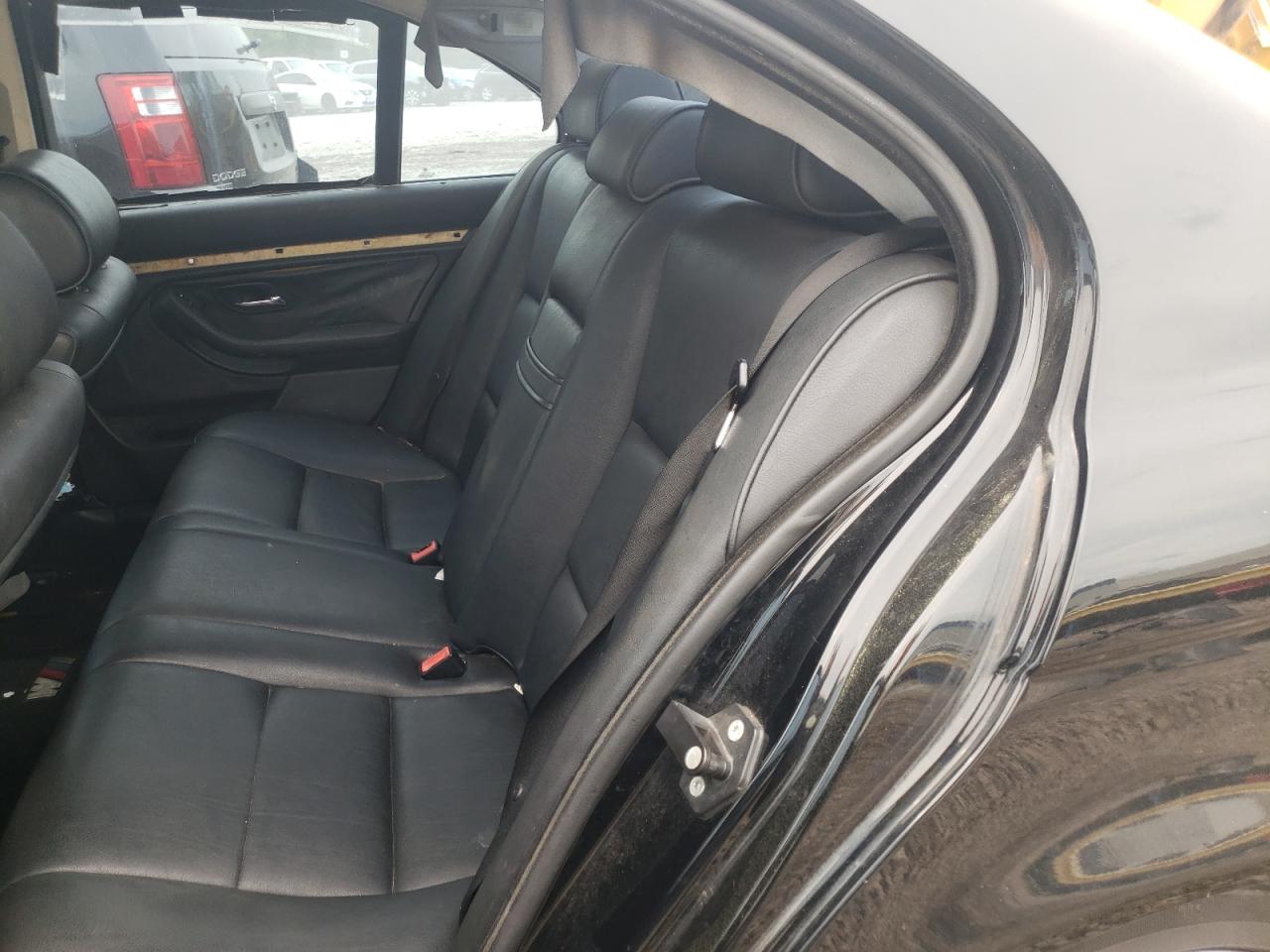 Photo 6 from auction – 2001 BMW 525 I AUTO with VIN WBADT43481GF56550