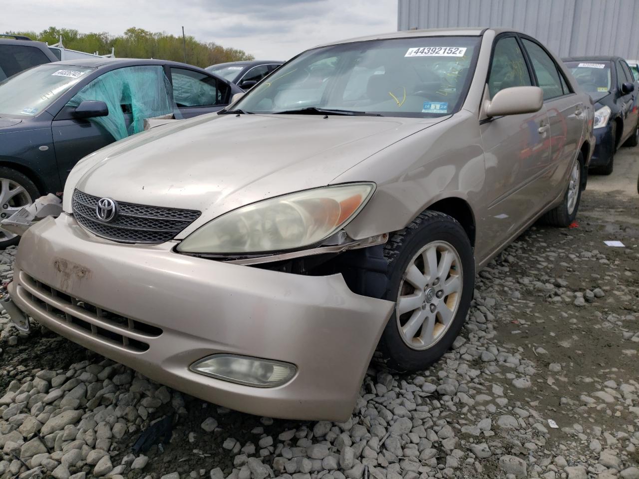 Photo 2 from auction – 2004 TOYOTA CAMRY with VIN 4T1BE30K64U822860