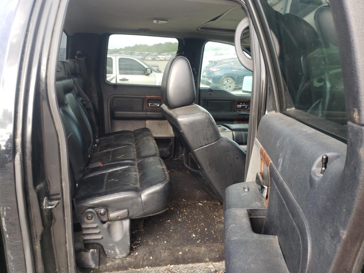 Photo 6 from auction – 2004 FORD F150 SUPER with VIN 1FTPW14524KA58209