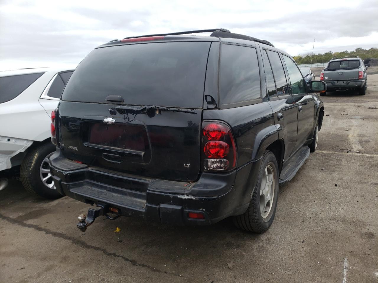 Photo 4 from auction – 2005 CHEVROLET TRAILBLAZE with VIN 1GNDT13S652238269