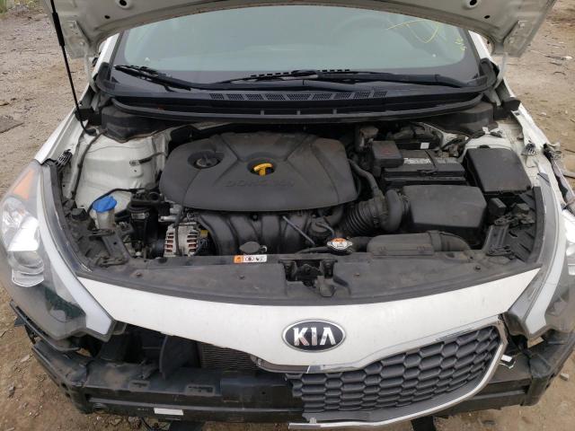 Photo 7 from auction – 2016 KIA FORTE LX with VIN KNAFK4A60G5613650