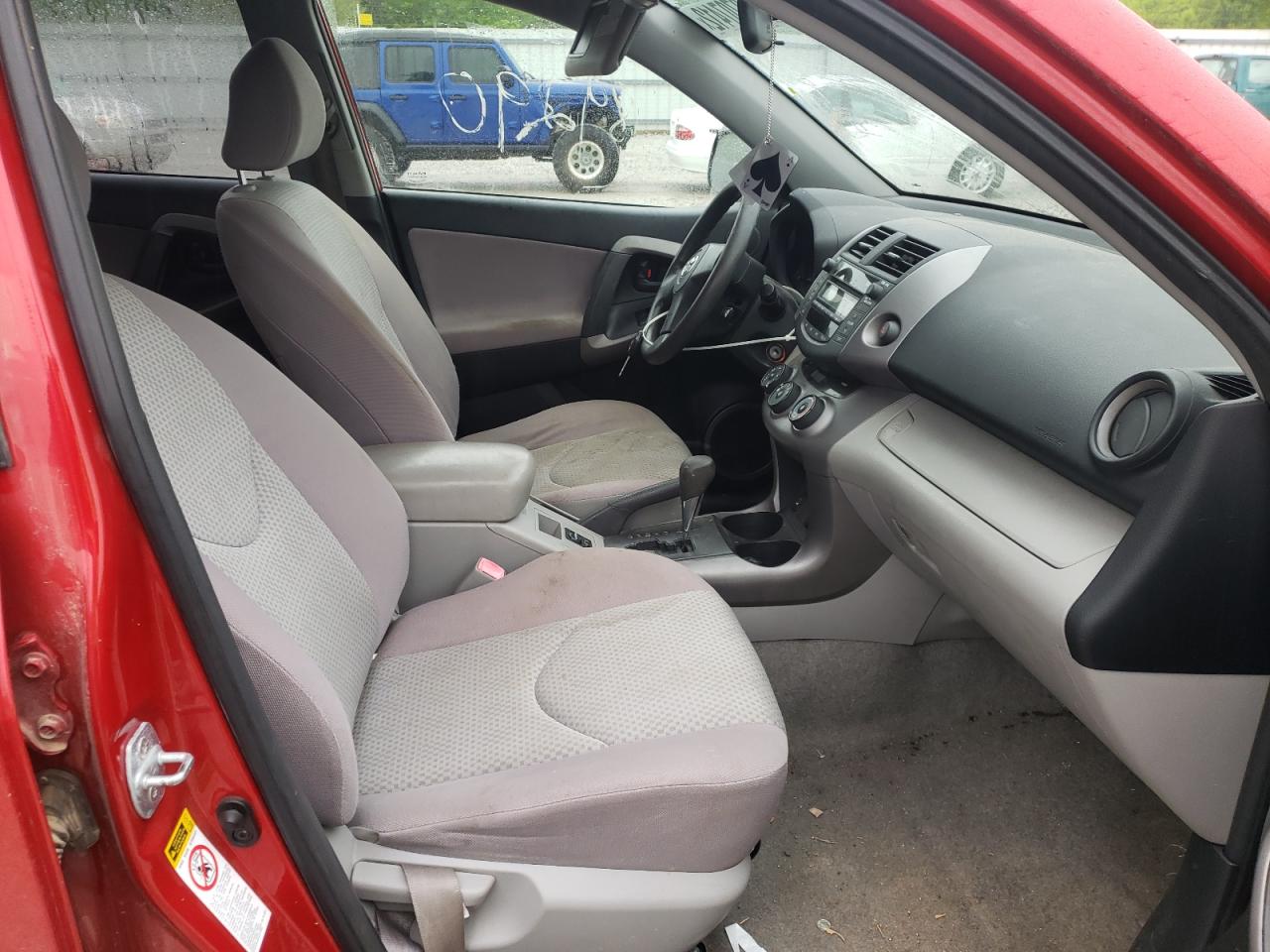 Photo 5 from auction – 2007 TOYOTA RAV4 with VIN JTMZD35V675038654
