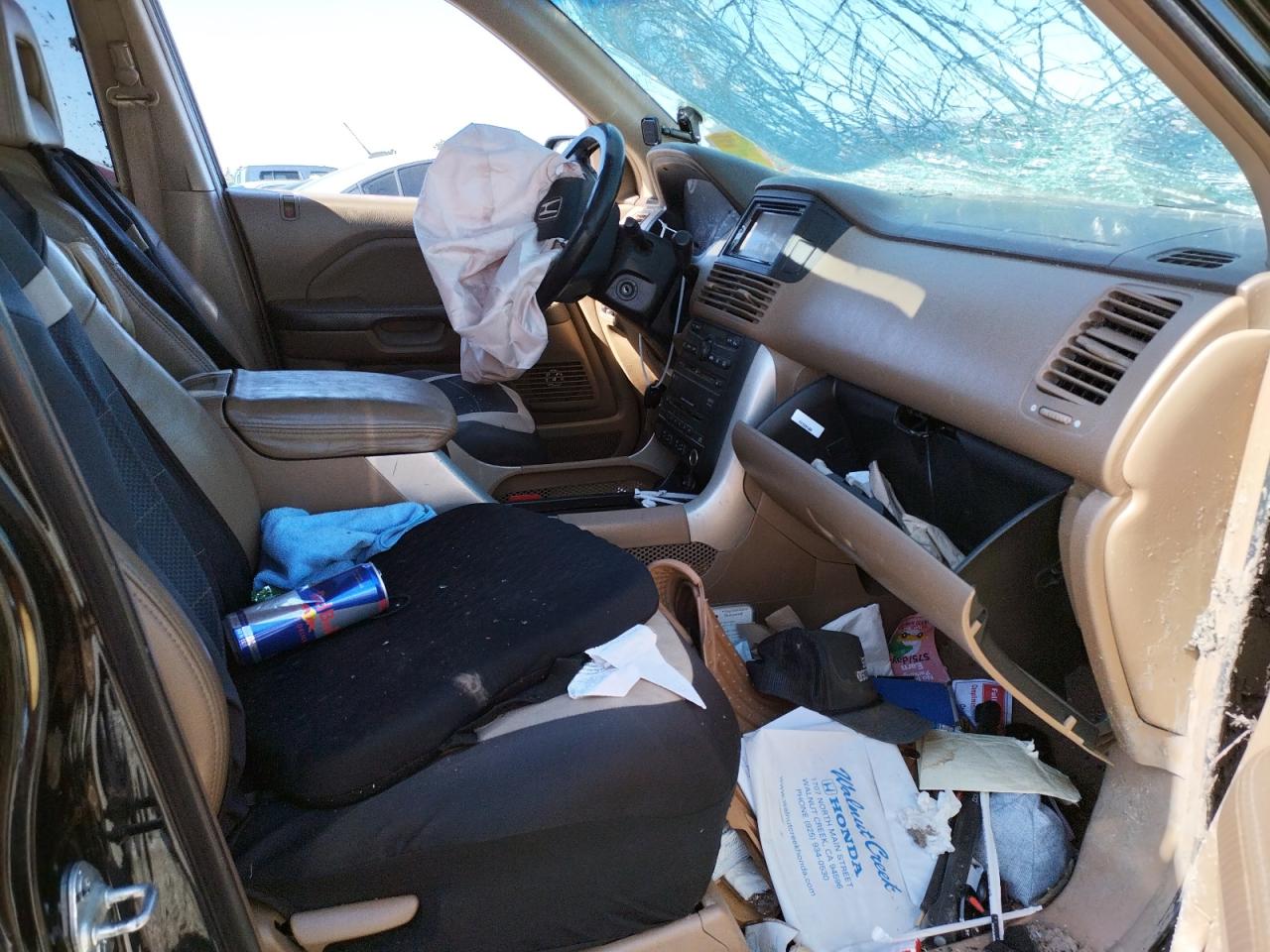 Photo 5 from auction – 2005 HONDA PILOT EXL with VIN 5FNYF18605B053936