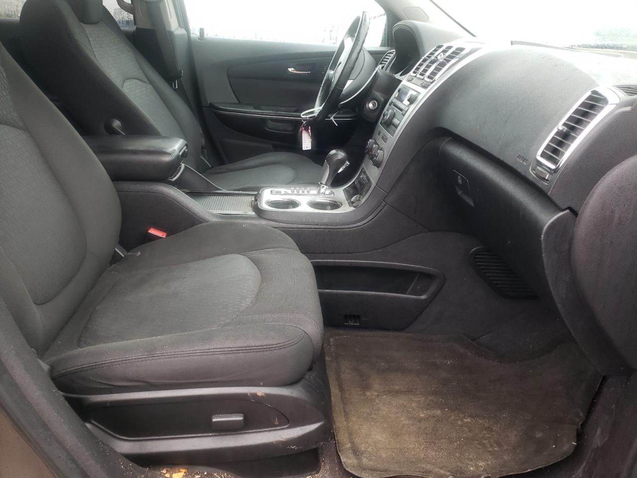 Photo 5 from auction – 2010 GMC ACADIA SLE with VIN 1GKLVLED6AJ115455