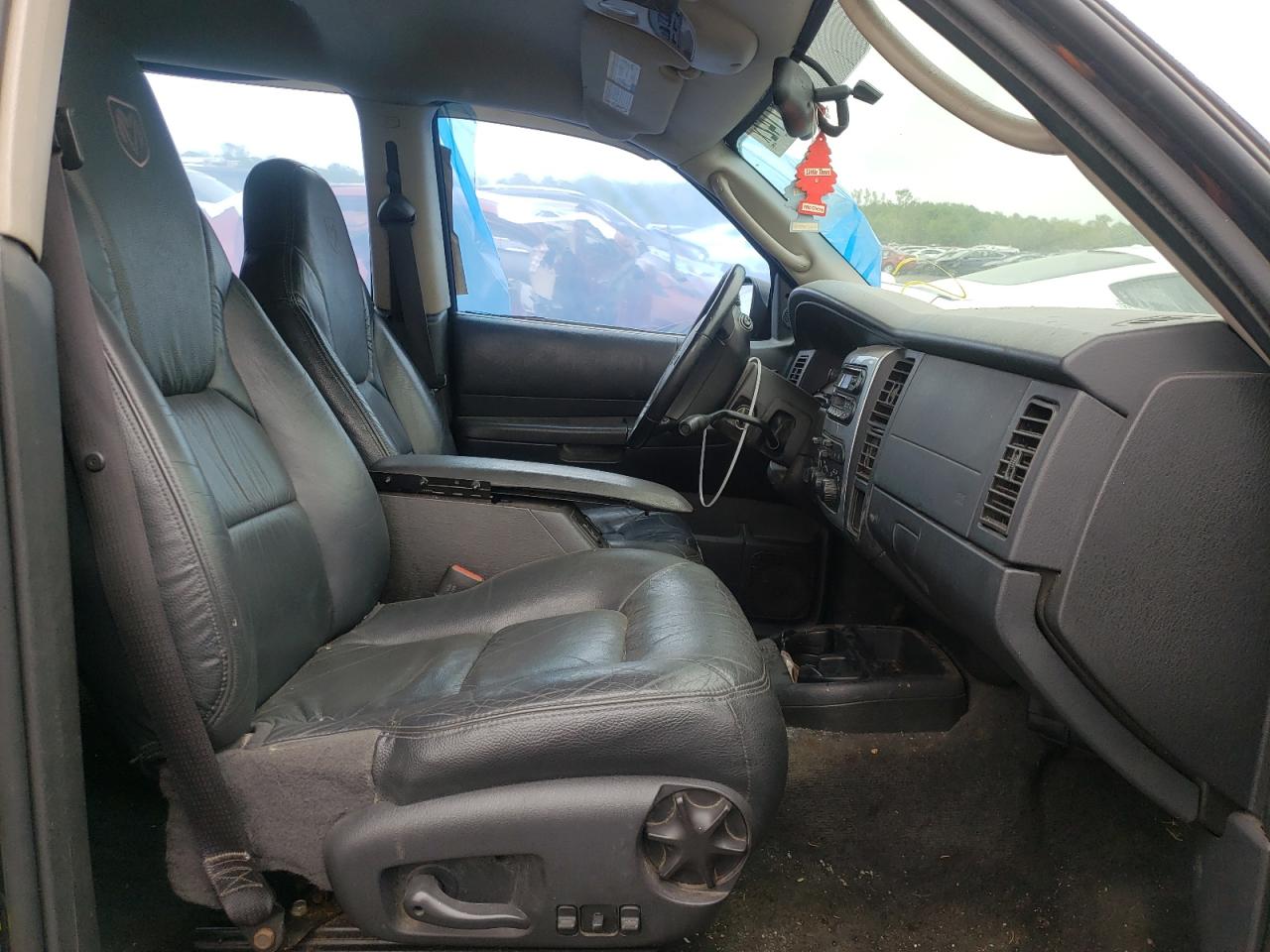 Photo 5 from auction – 2003 DODGE DURANGO SL with VIN 1D8HS58Z33F562541