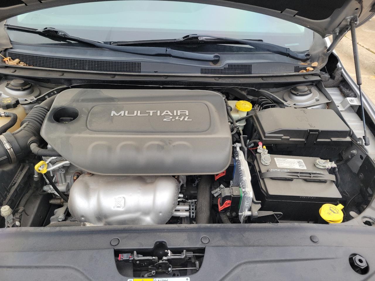 Photo 7 from auction – 2015 CHRYSLER 200 C with VIN 1C3CCCCB3FN643512