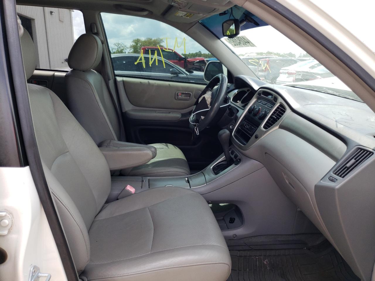 Photo 5 from auction – 2007 TOYOTA HIGHLANDER with VIN JTEGP21A970142219
