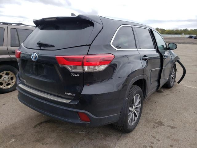 Photo 7 from auction – 2017 TOYOTA HIGHLANDER with VIN 5TDJGRFH0HS034904