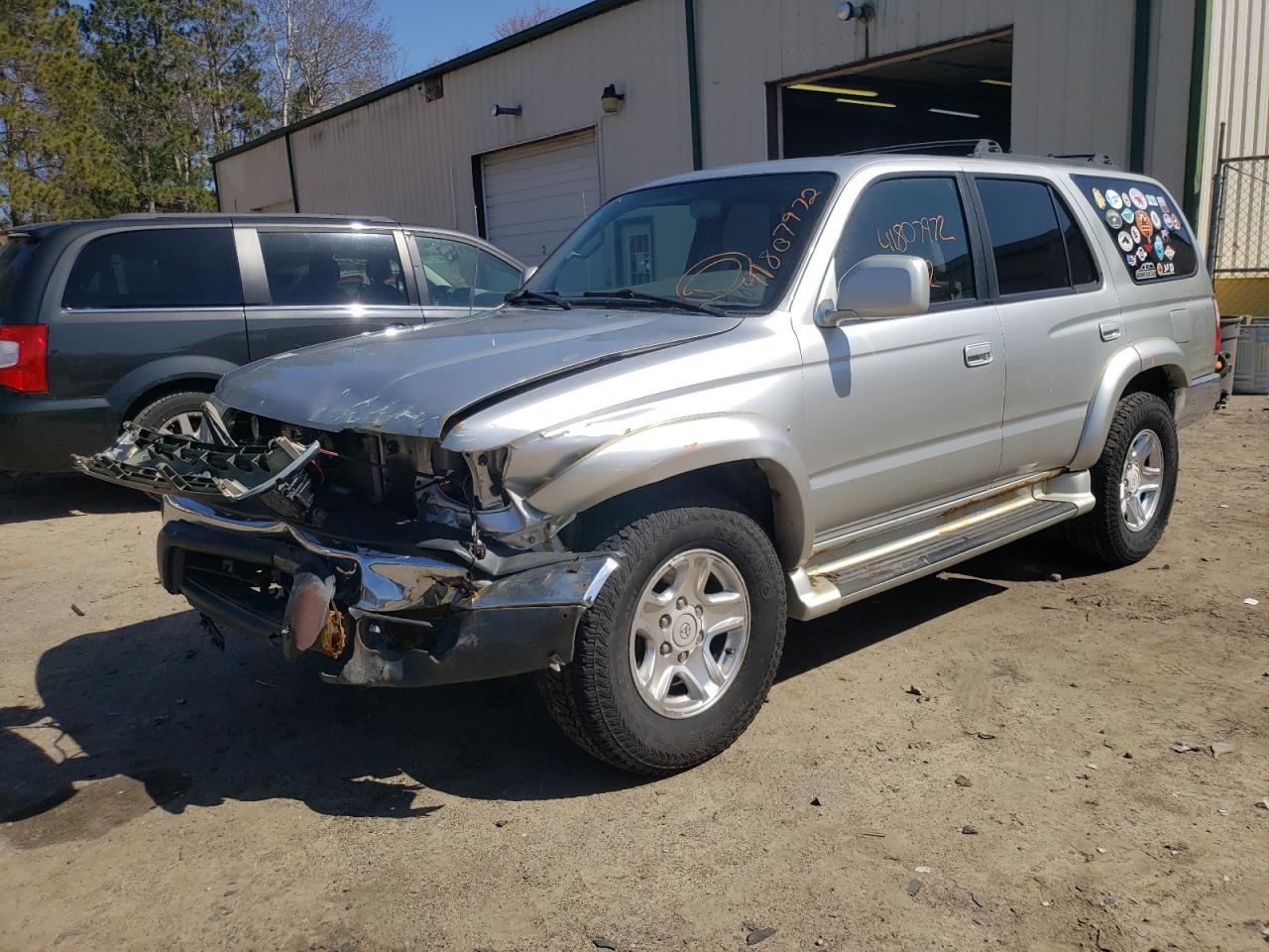 Photo 2 from auction – 2002 TOYOTA 4RUNNER SR with VIN JT3HN86R720374007