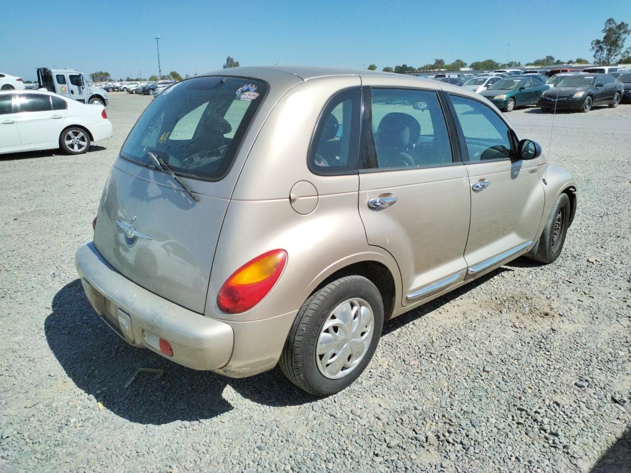 Photo 4 from auction – 2004 CHRYSLER PT CRUISER with VIN 3C4FY48B24T251210