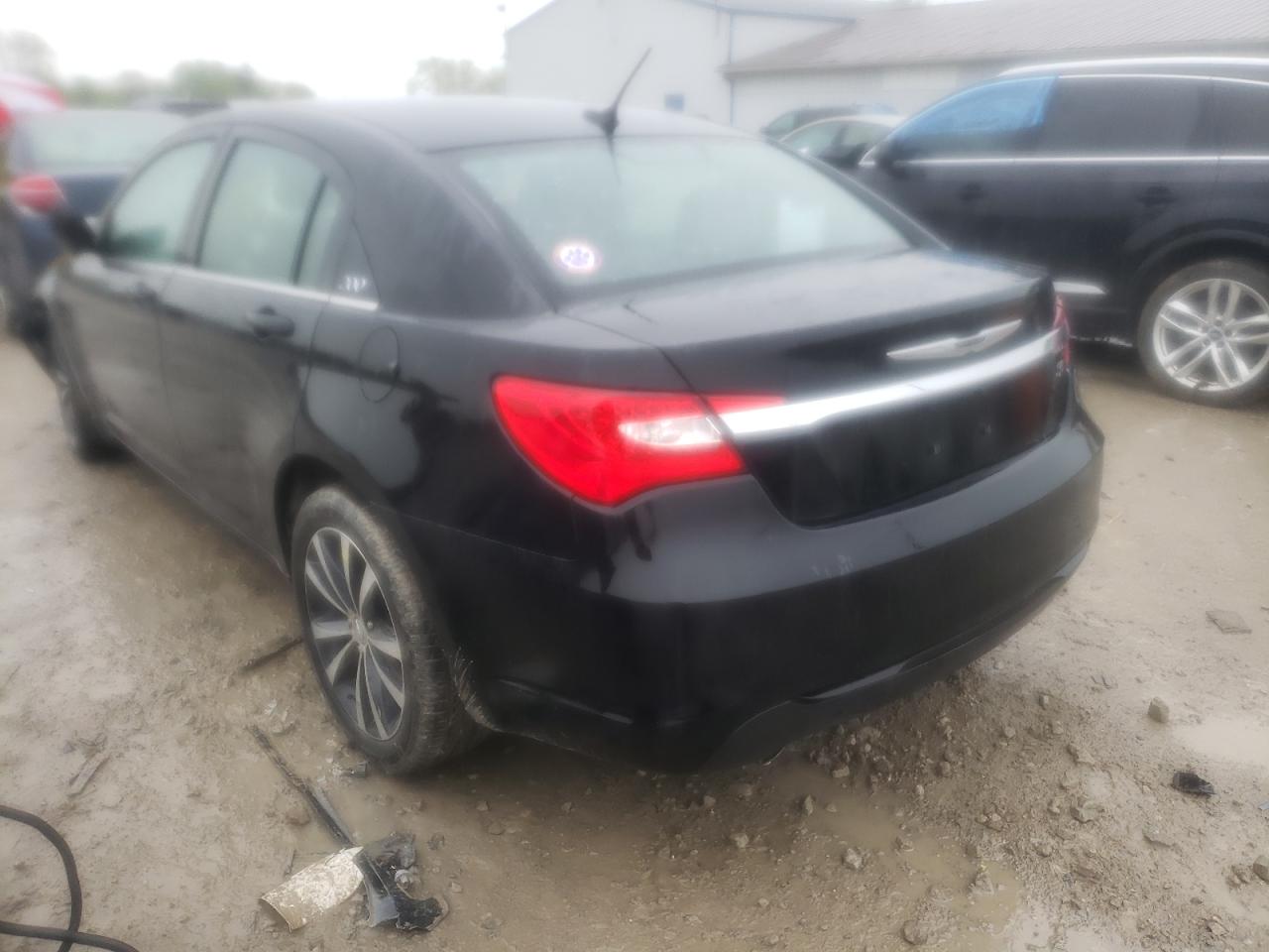 Photo 3 from auction – 2013 CHRYSLER 200 TOURIN with VIN 1C3CCBBG6DN715419