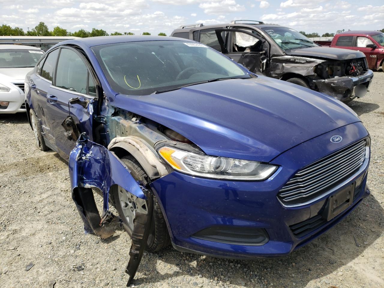 FORD FUSION S 2013 with VIN 3FA6P0G79DR216269 - Photo from auction