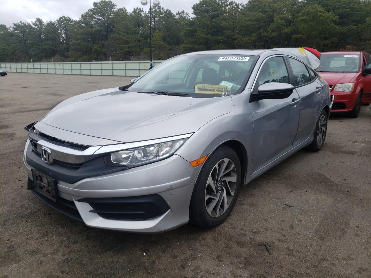 Photo 2 from auction – 2016 HONDA CIVIC EX with VIN 19XFC2F74GE249727